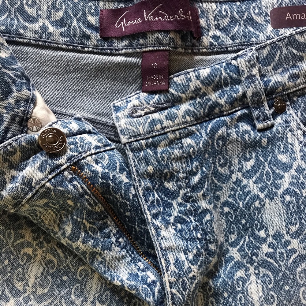 Women’s shorts